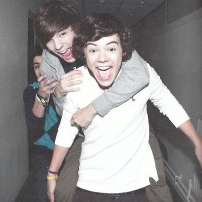 Do not follow this account follow @sexybyniall