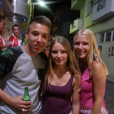 dennisvdh99's profile picture. insta; DENNISVANDERHEIDE