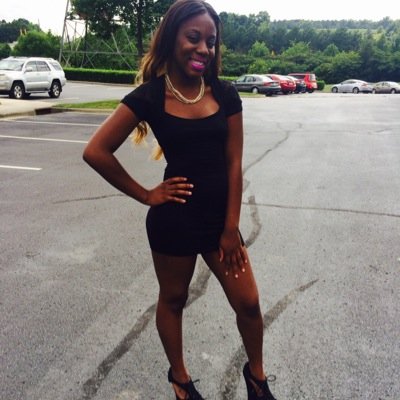 ILOVE Tupac &` MONEY ohh &` The AVE ; Lincoln To Be Exact #ThugLife #TeamPrettyGirls #TeamFollowBack . #JWU17