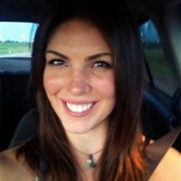 Lauren Toma (@l_dani_t) Twitter profile photo