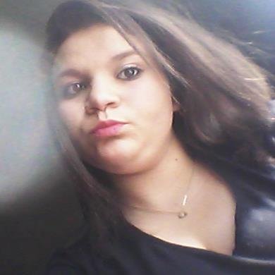 Laurinemanouche's profile picture. je suis chiante je mais lenbiance j'aime le foot je suis pour bordeaux   j'ai un caractère de merde j'écoute du rap  et j'aime enmerder les profs