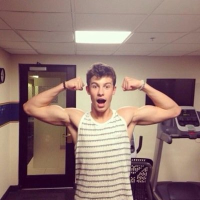 Hi! This is a free follow from @_idkshawn so please go follow her!! Have a good day