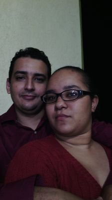 Cursando Ciências Contábeis e casada, muitoooo bem casada... ;)