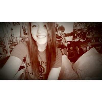 AlyssaRacheal's profile picture. Accounts are under maintenance