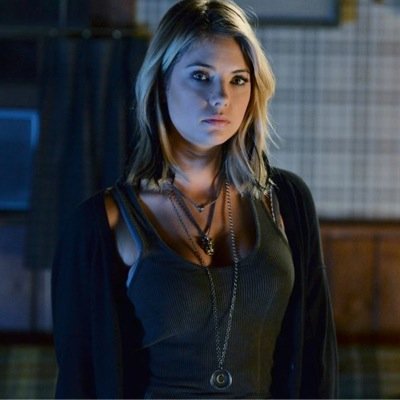 Hanna knows what Hanna means. In love and taken by @CalebRavenswood. I know what its like to have your heart broken. RP+18/PLL RP Haleb I Literate I RPWriter.