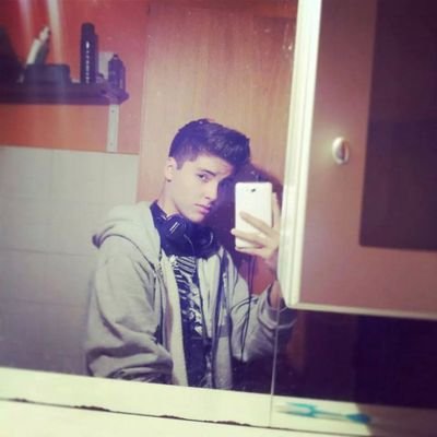 Hola, seguime y te sigo c: