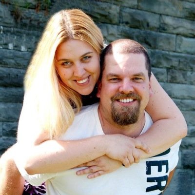 risenangel24's profile picture. 