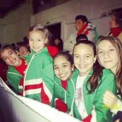 13 inviernos|No confíes en nadie, mira los
ciegos, prefieren que los guíe un
perro antes que un ser humano| Directioner and 5SOS Fam♥
