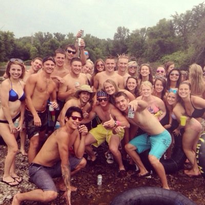 Badassboutelle's profile picture. 