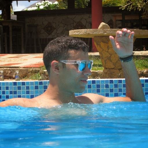 • Melomano
• Por el mundo