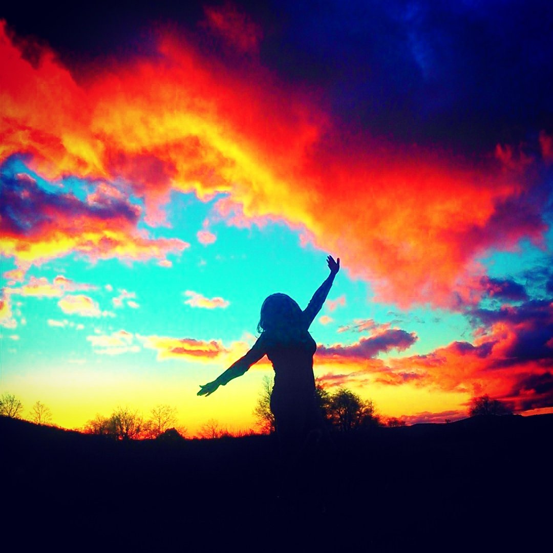 SandritaUrrea's profile picture. Mapuche-Pehuenche. Tesista Sociología, Universidad de Concepción.