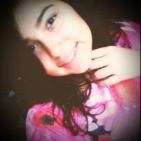 supra no pé , skate no chao , roxo no sangue e Justin Bieber no core!  awn Fan ta puta, fan do gay , fan do Austin flopado!  2 bj :*