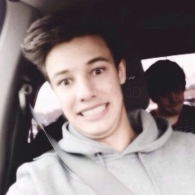 My BFF is the biggest Cam Fan ever. I wasnt able 2 get her a bday present this year so I made this account, hoping to get her noticed by her sunshine. Plz help♡