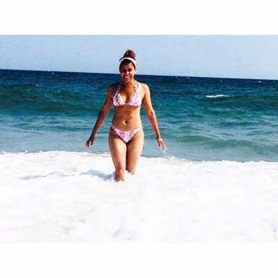 ___chella's profile picture. Be Bright. Be Happy. Be You.