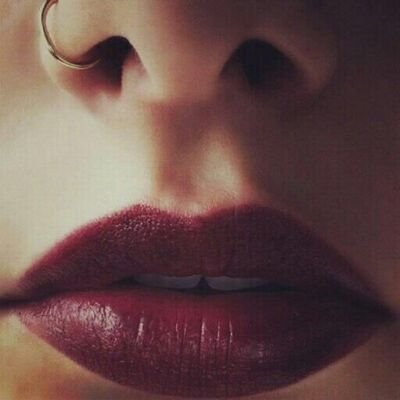 ‏‏حسابي الرسمي و الوحيد بتويتر..|
 بنت الشيخ ناصر..
طيب اقرا الفاتحهه لجدتي.. .ولنفسكك 
استغفرالله..
تابعووني..