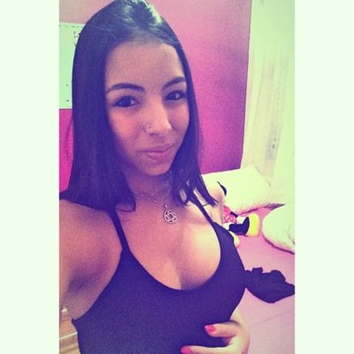 Uns fumam,outros bebem,outros se drogam e outros se apaixonam. Cada um se mata à sua maneira