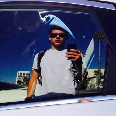 heyyo you just got a free follow from @legitcaniff. itd be greatly appreciated if you followed her back, ilysm ❁ ✿ ♡ ♪