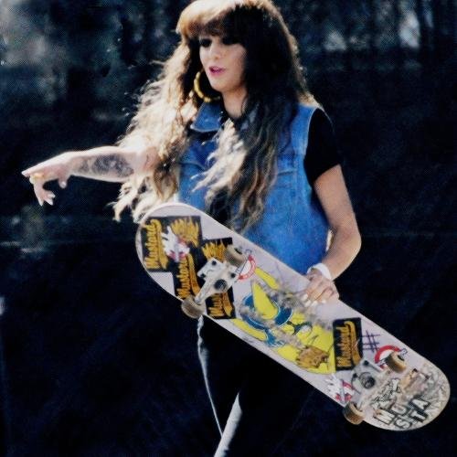 Cuenta de apoyo a Cher Lloyd desde Catalunya. | CHER FOLLOWS 12.09.13 | #QueenCher #Brat