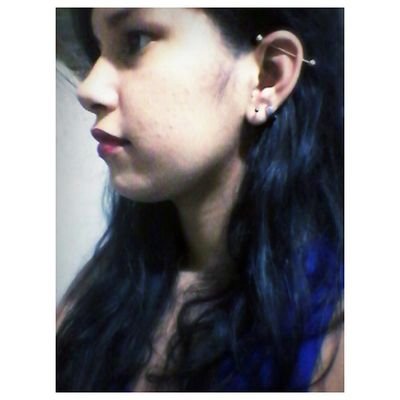 JB♥               Soy complicada y difícil a veces.