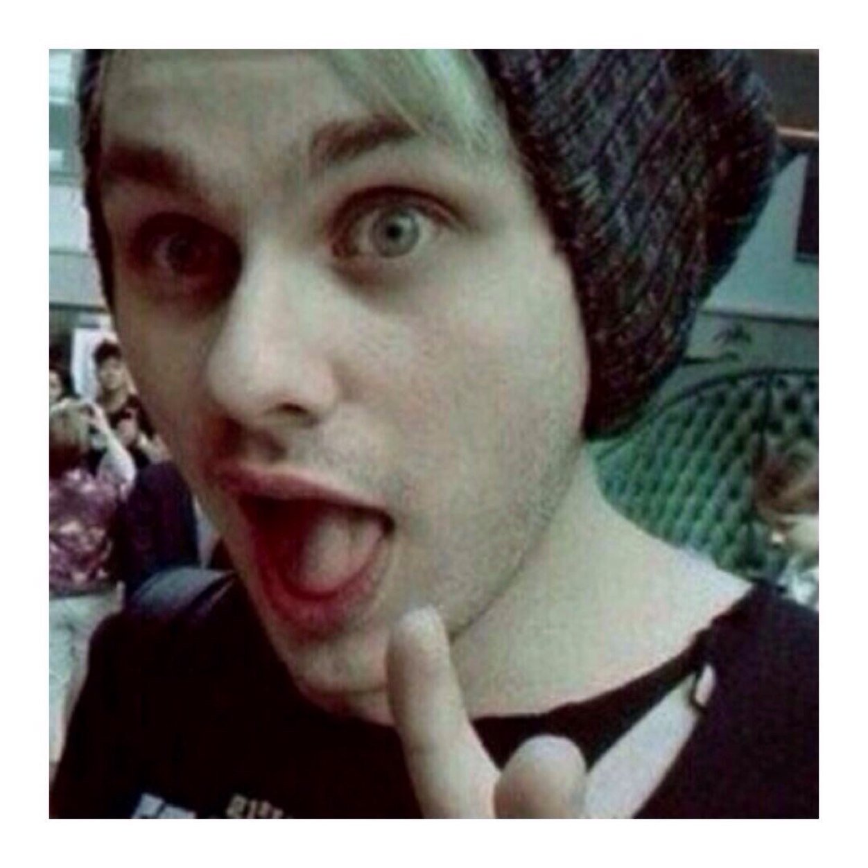 congrats, @michael5sos followed you!