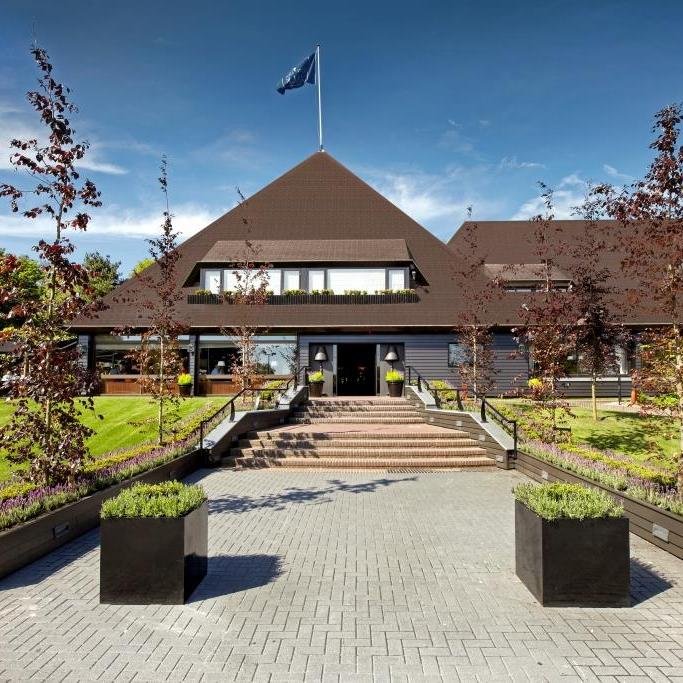 Van der Valk Hotel Apeldoorn -de Cantharel | Paardenhotel de Cantharel | Beauty & Wellness THE WHITE DOOR | Valk Vers groentetuin | Bijenhotel | Groentehotel