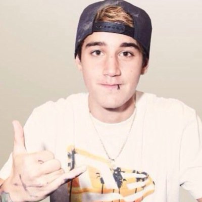 beau,luke,james+main acc follow