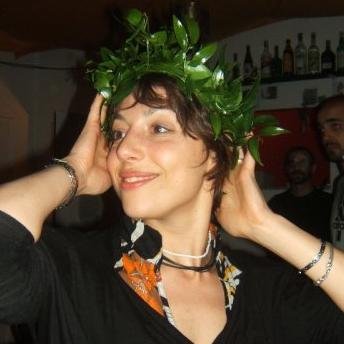 Se nessuno se ne occupa, lo faccio io con entusiasmo. Se qualcuno se ne occupa, partecipo portando l'entusiasmo.