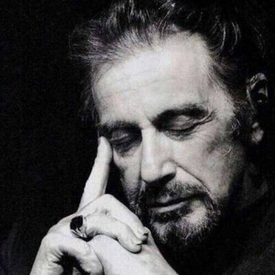 بين حِين و حِين ، يستيقظُ نسياني علَى ذكرى كادت أن تُمحى ، لكن أعادتها رائحة قديمة ربّما ، أو مكان كان لنا به حكاية ..!