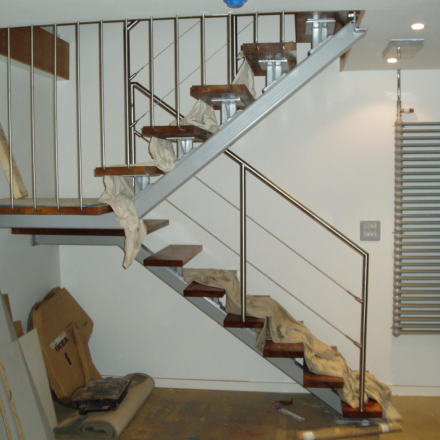 Epping Fabrication is an architectural metalwork company, with over 30 years experience in structural steelwork.  Jamie, the owner, loves shooting & chickens