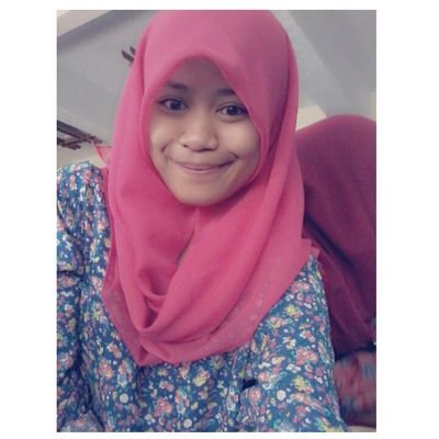 mahasiswa universitas pakuan pendidikan guru sekolah dasar s1 .. :)