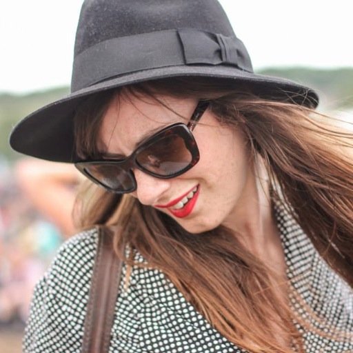 Make-up artist. First assistant to @kaymontano  @AnnaJPayne on Instagram. #cosmetics #makeup #beauty #kaymontano