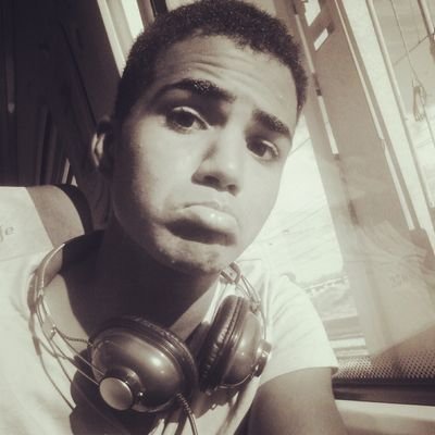 feliz con lo que tengo y me encanta mi vida.INSTAGRAM:moha_mito