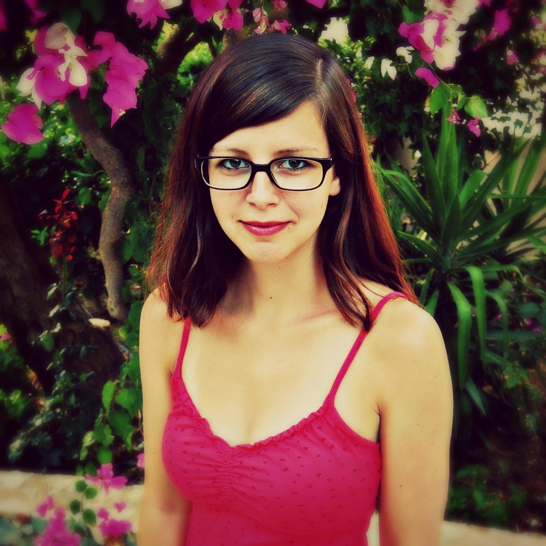 Blog Impressum: http://t.co/2qVtCFpuvn