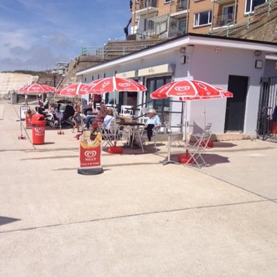 mollyscoffee's profile picture. Lovely independent fully licensed coffee shop on the beachfront at Rottingdean - our little piece of paradise ☀️☕️ come in and give us a try :)