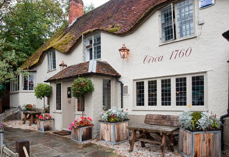 The Cart and Horses is a beautiful country pub located in the village of Kings Worthy, a village in Hampshire, approximately 2 miles North East of Winchester.