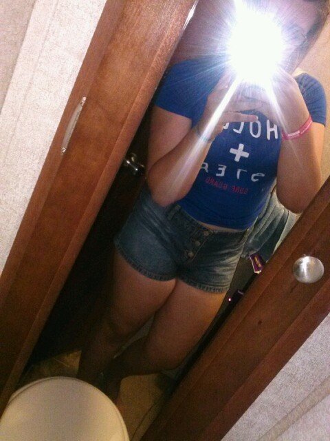 Kik? so_beautifully_dope || Buffalo, NY || 15 || Single ♥ツ