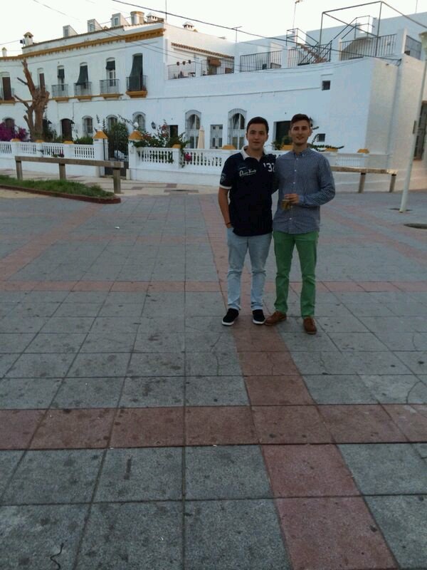 de camino a rota con mi familia ( palomos)