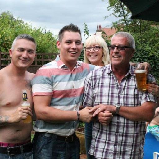 joshuawoods31's profile picture. Not a #hashtagging clue.