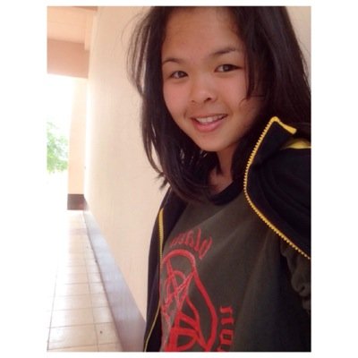 เมื่อก่อนเคยรัก เคยผูกพัน แต่มาวันนี้เป็นแค่เพียงคนที่เคยรู้จักกัน'.