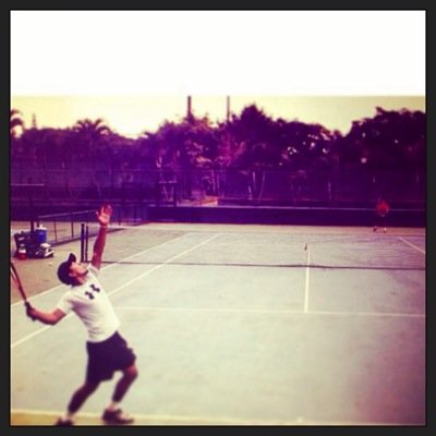 Entrenador y Preparador fisico de Tenis de Campo.