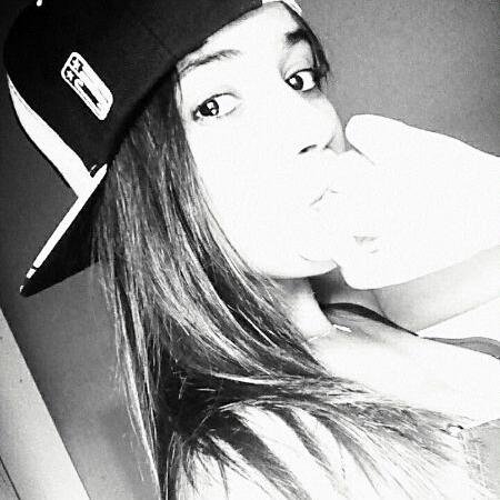 tu fica maluquinho quando ela desce rebola requebra e te enlouquece ;) :*
