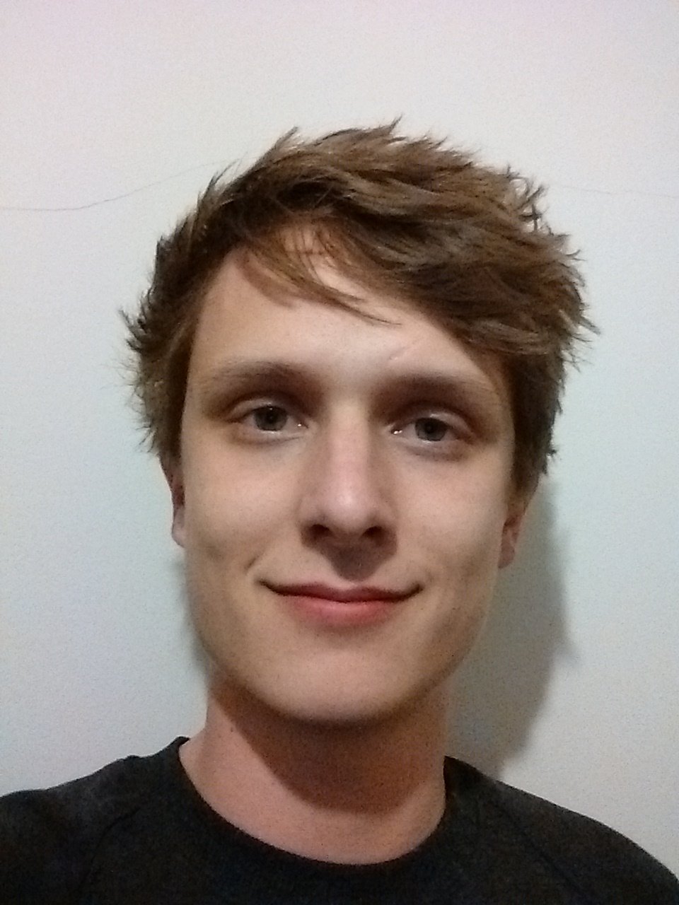 Lover of philosophy, scifi books and video games.