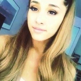 Arianator, I love  5sos  :**  ♥ ;D