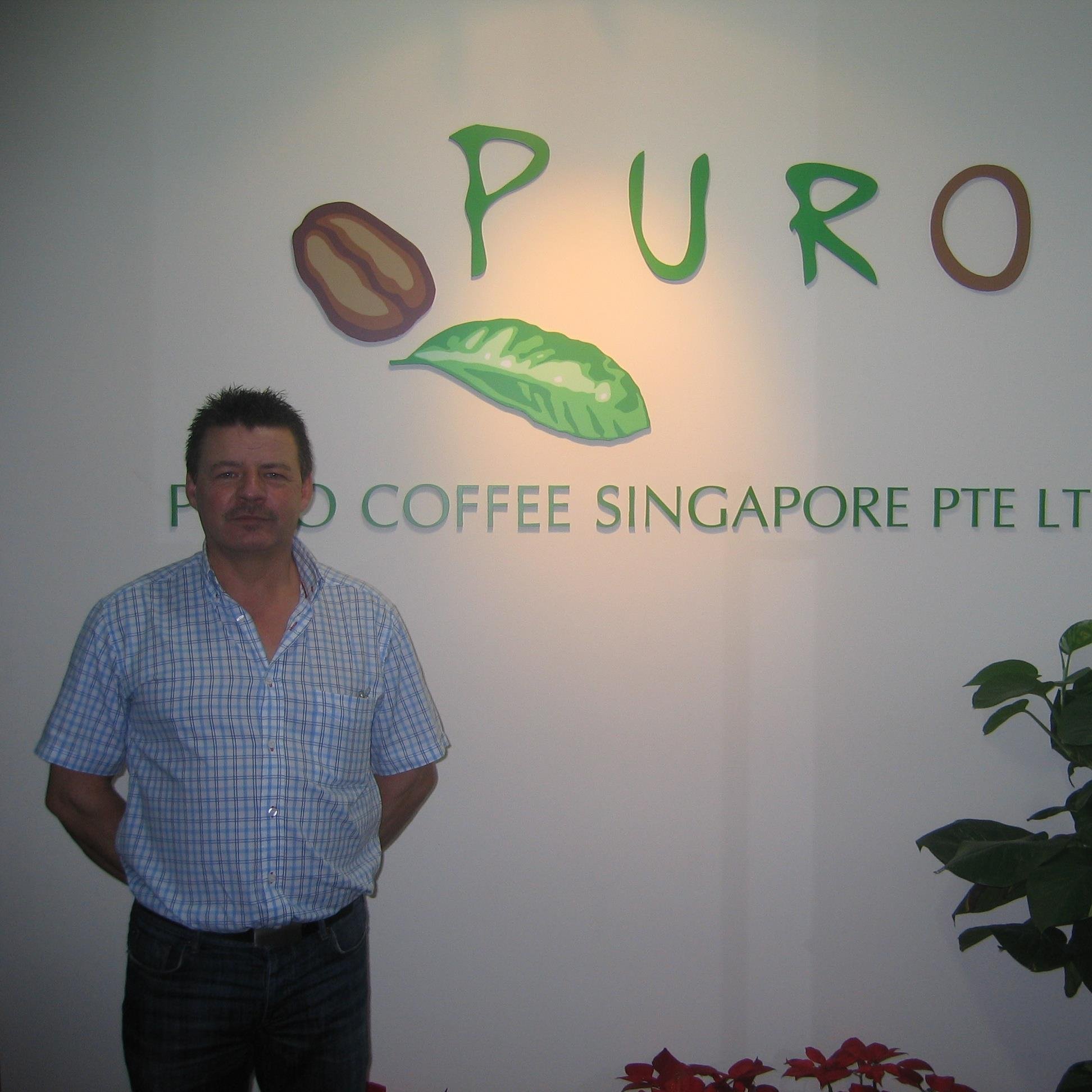 Barista and qualitycontrol at Miko ,a Belgian coffeeroaster since 1801.