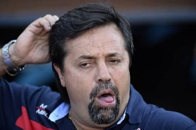 Estudiante Como Cualquiera!! Hincha Fanatico De E.D.L.P !! Si vas perdiendo... Yo mas Te Aliento... El Resultado.... no sabe de Sentimientos