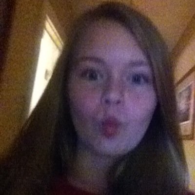 Hi this is going to be a very funny time if you follow me trust me kk (: my name is Brooke and my two fav colors are pink and blue.