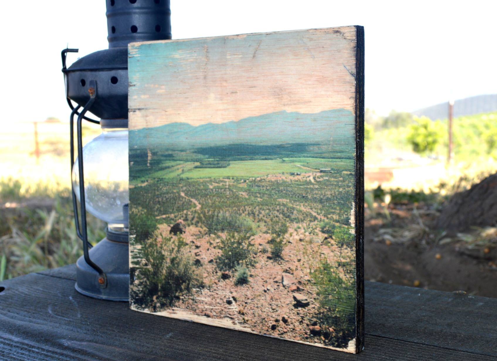 CountryLifeShop's profile picture. Custom Rustic Country Handmade Decor, Jewelry, Clothing, and More.