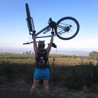 Full-time Scientist, part-time Triathlete when not injured. Mostly use twitter to post videos of d***heads who try to kill me on my daily commute.