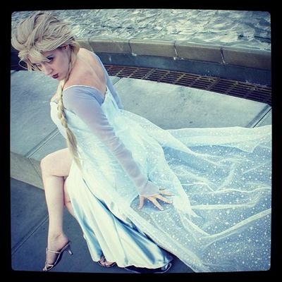 A kingdom of Isolation and it looks like I'm the Queen. Let it go! #OUAT #Single #OpenRp