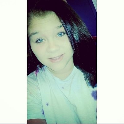17 | senior  | taken ♡ 5.12.14 | directioner forever-ever♡ | fault fanatic ♡ |